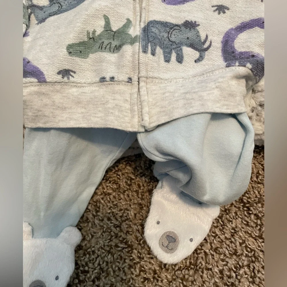 🦖 Carter’s 3 PC Set Onesie bear feet pants and Dino🦕 jacket Baby Bundle – SZ 3 M
